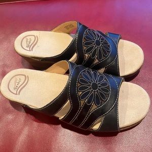 Dansko Women’s Block Heel Slip On Sandal